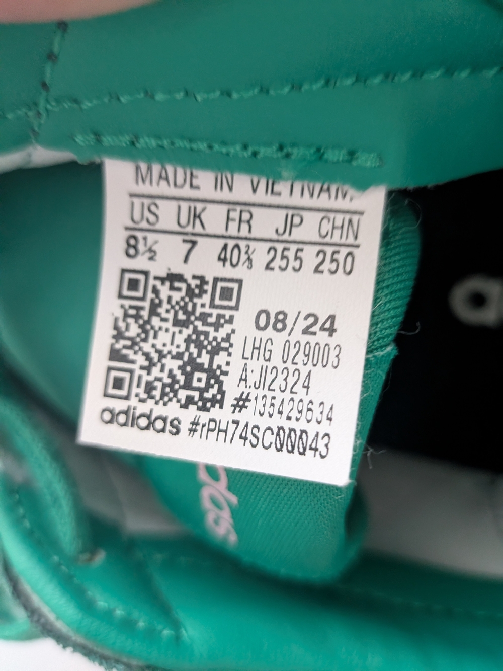 Adidas Barreda Decode Women’s 8.5 Green Suede Gum Sole - Picture 3 of 10